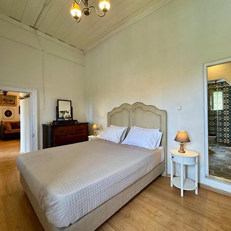 Marcora'S Historical Estate Guest House Strongylí Eksteriør bilde
